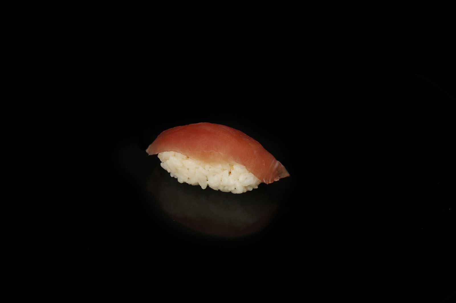 2. Tuna nigiri